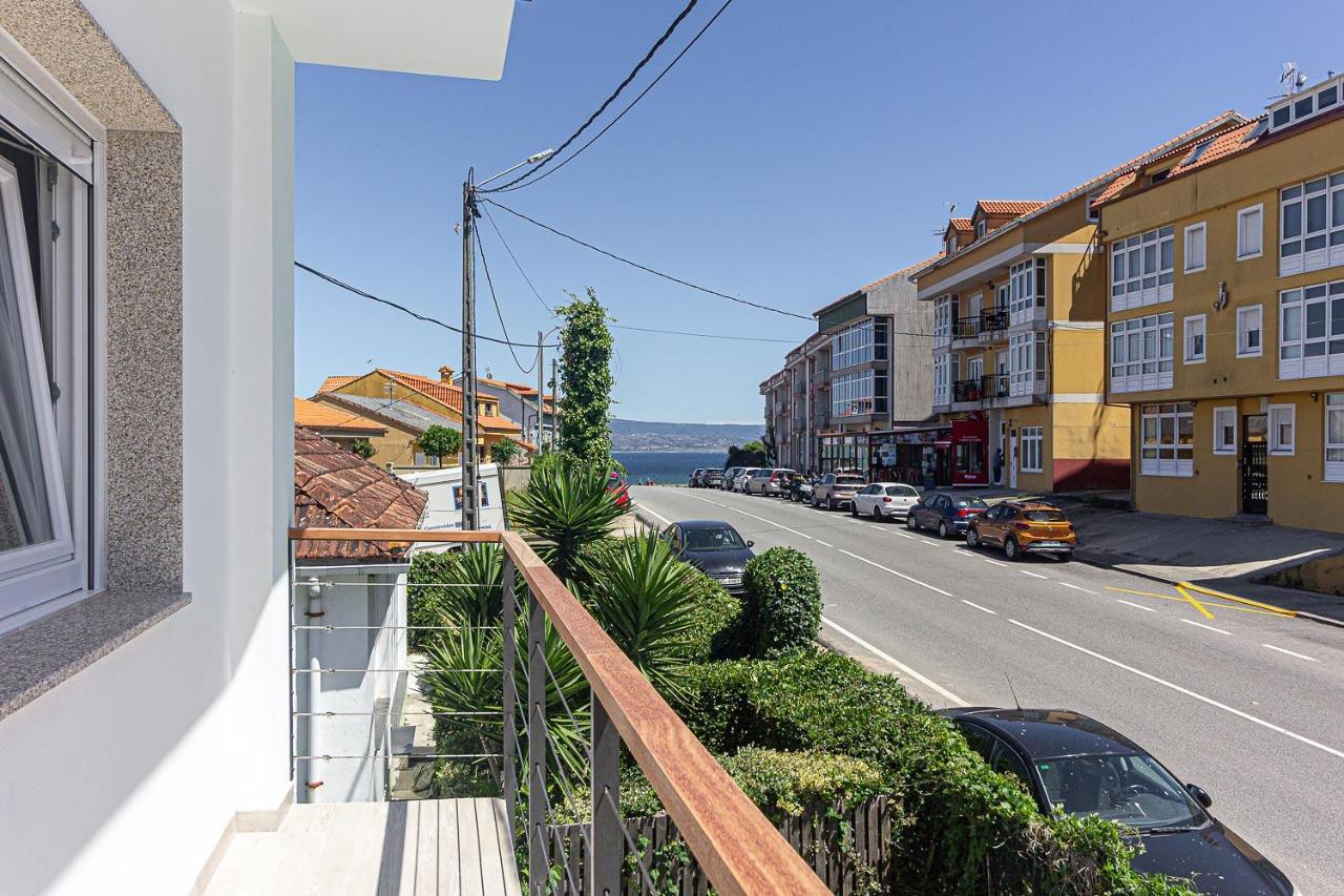 Apartamentos Playa De Finisterre Luaran gambar