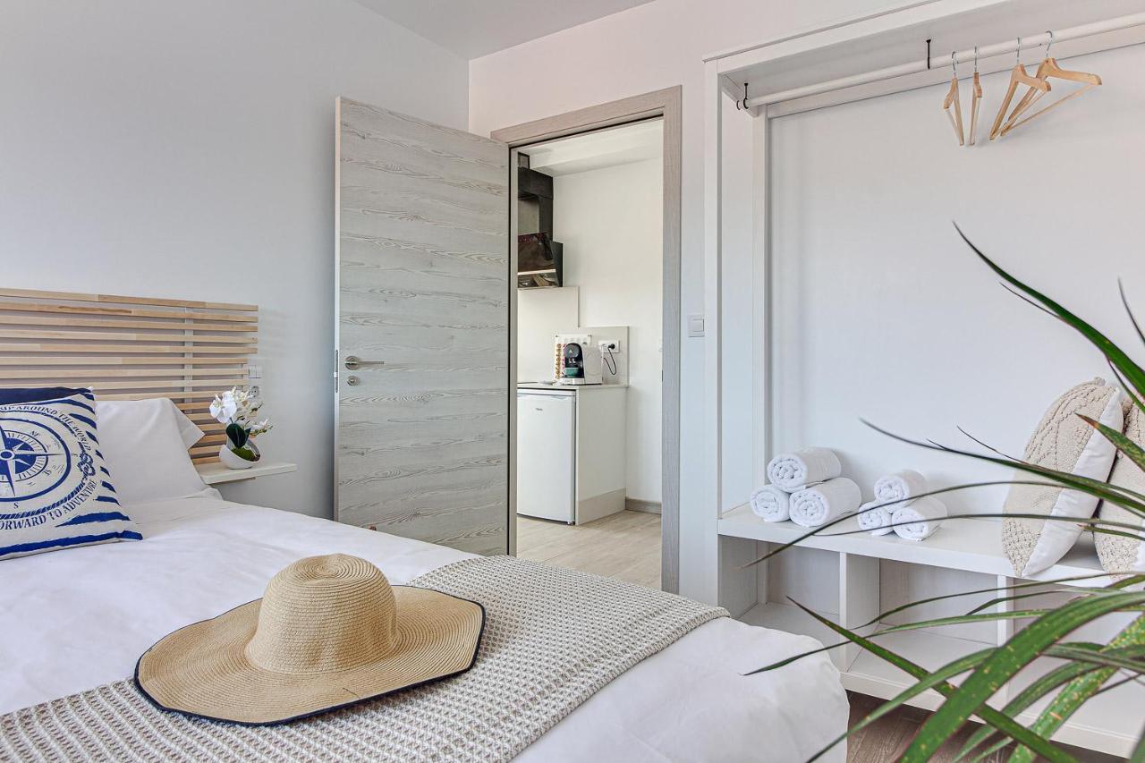 Apartamentos Playa De Finisterre Luaran gambar